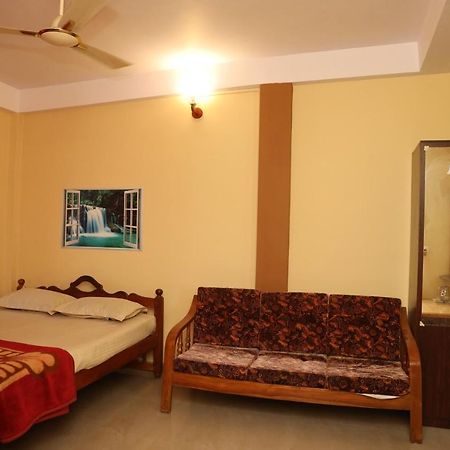 Sai Holiday Home Мадикери Екстериор снимка