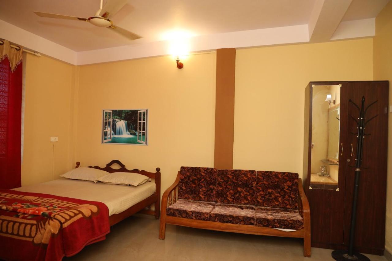 Sai Holiday Home Мадикери Екстериор снимка