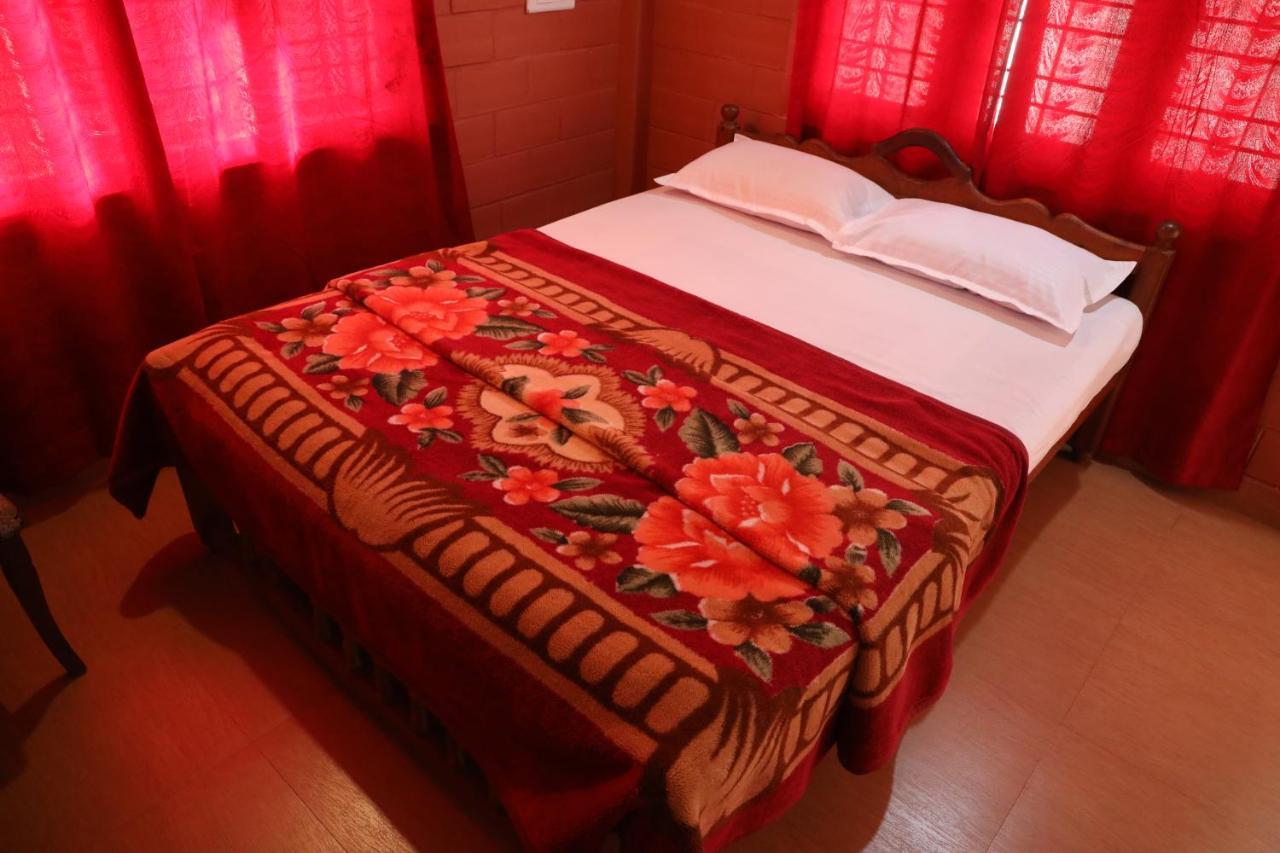 Sai Holiday Home Мадикери Екстериор снимка